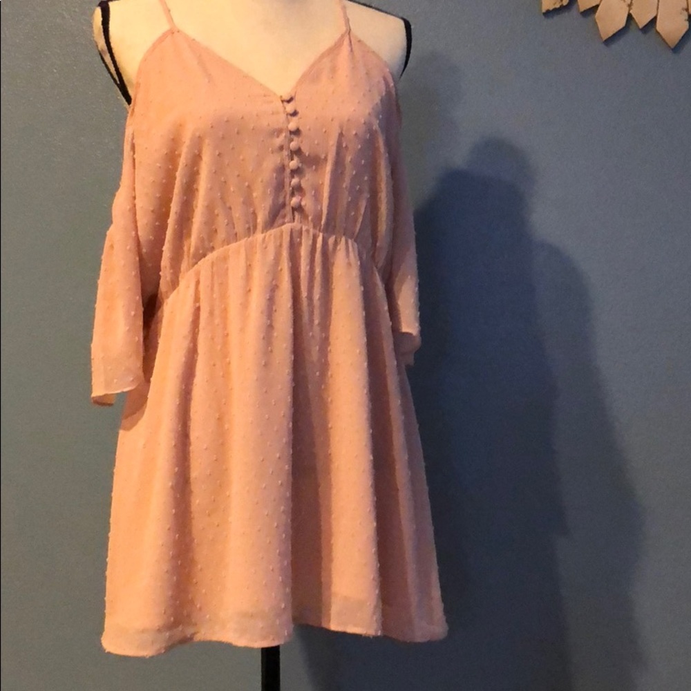 New DR2 Nordstrom Dusty Pink Cold Shoulder Dress